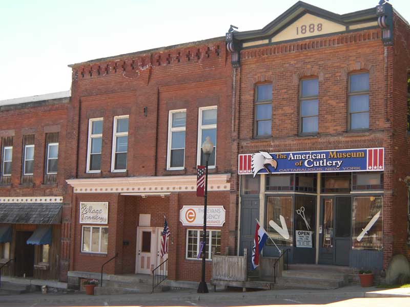 American Cutlery Museum and other storefronts in Cattaraugus, NY